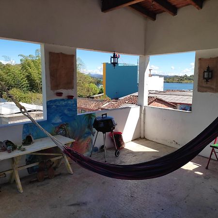 La Casona Hostel Guatape Exterior photo